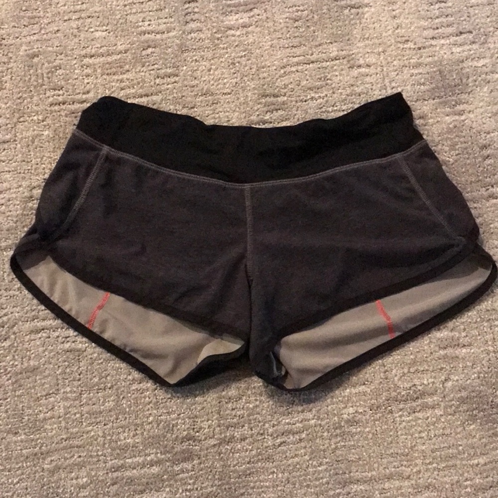 Lululemon athletica hottie hot shorts size 4